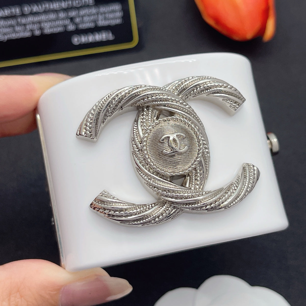Chanel style acrylic resin bracelets - product photo 1