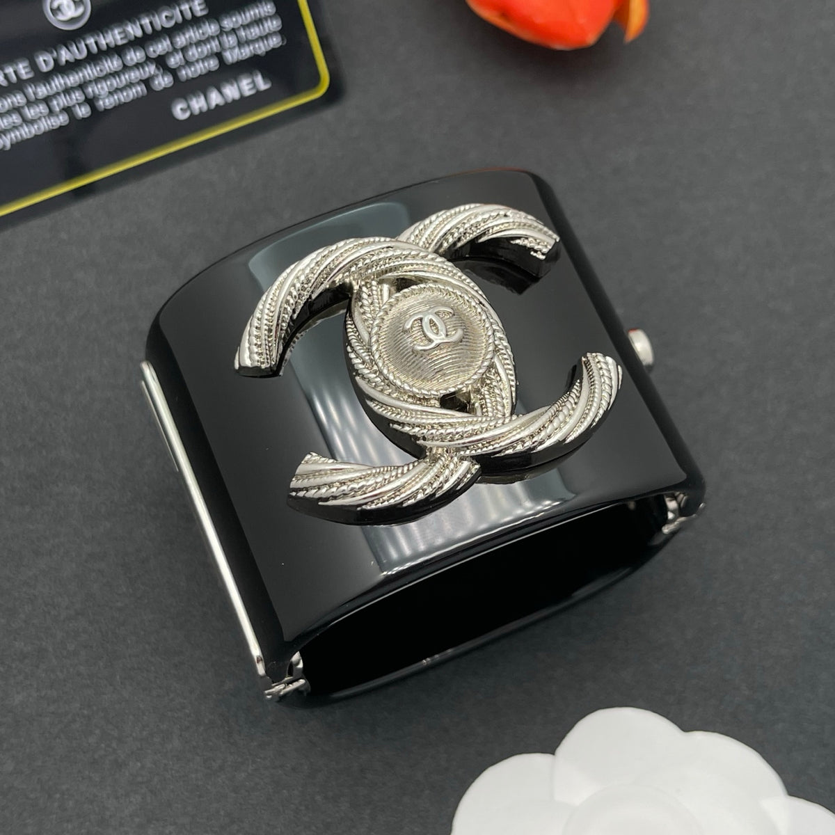 Chanel style acrylic resin bracelets - product photo 2