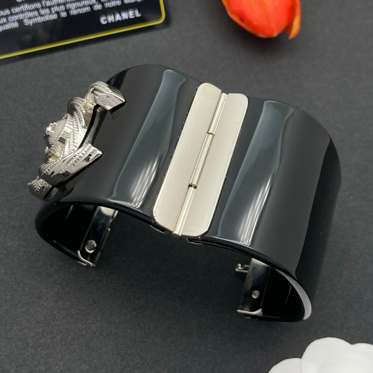 Chanel style acrylic resin bracelets - product photo 6