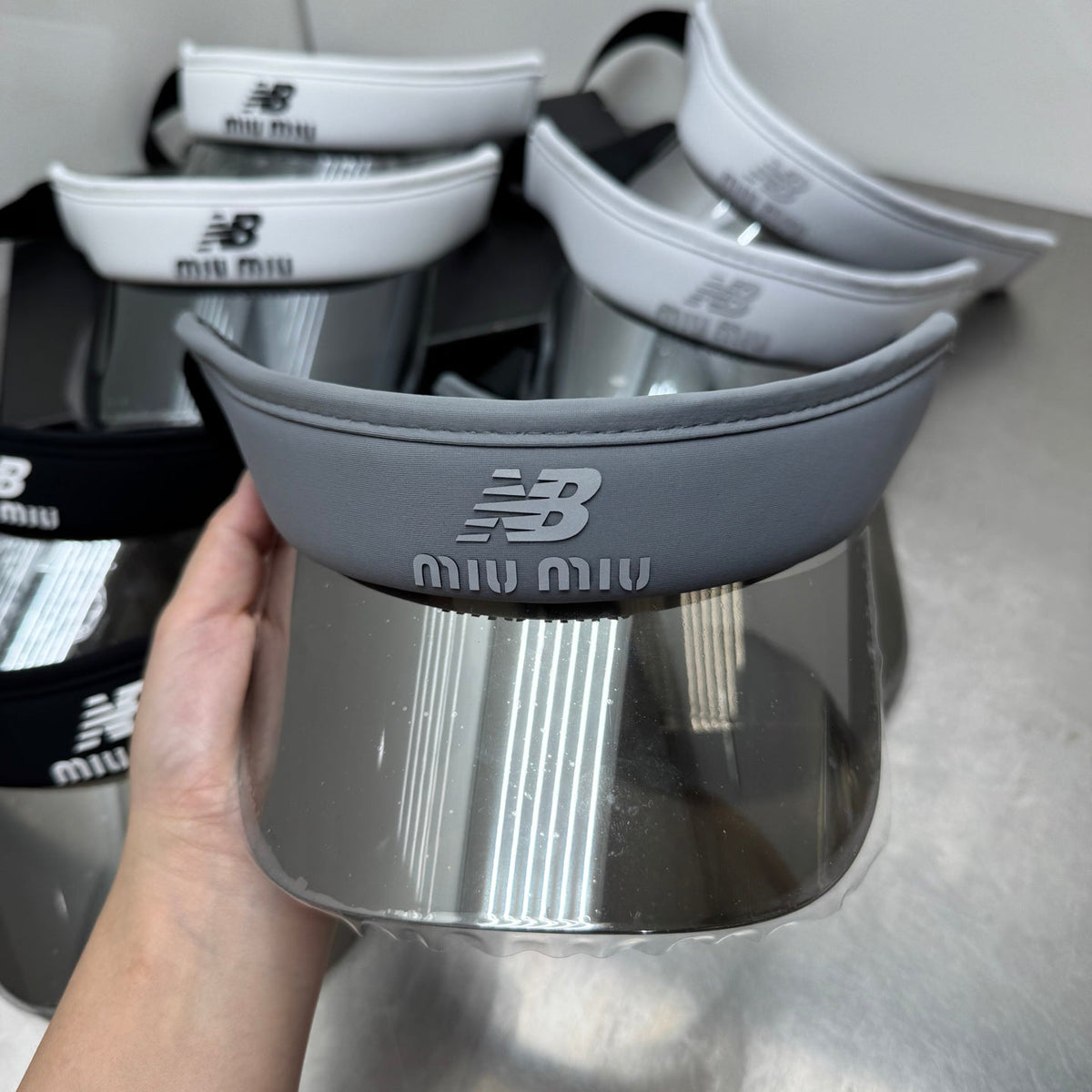 Visor - image 4