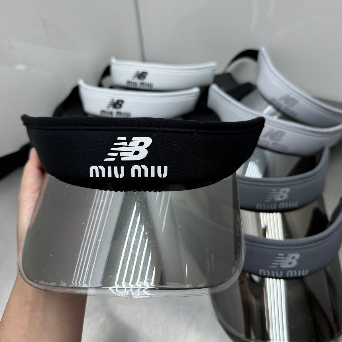 Visor - image 2