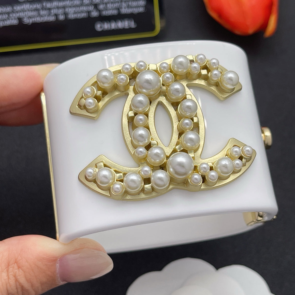 Chanel style acrylic resin bracelets - product photo 1