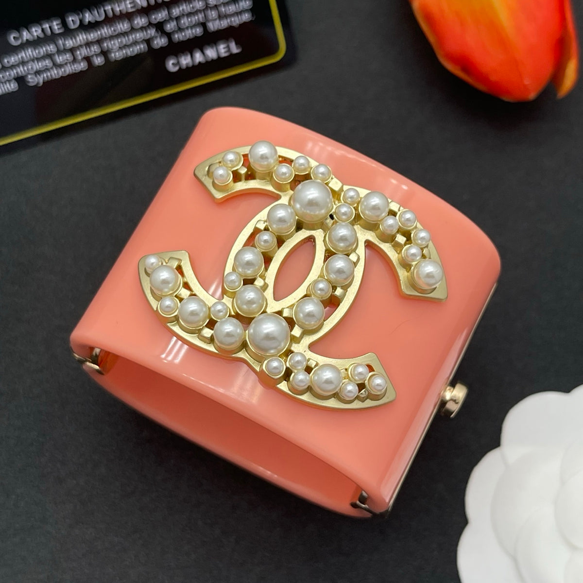 Chanel style acrylic resin bracelets - product photo 3