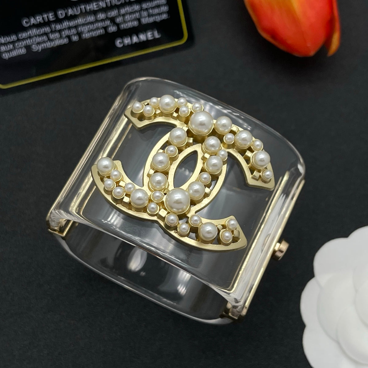 Chanel style acrylic resin bracelets - product photo 3
