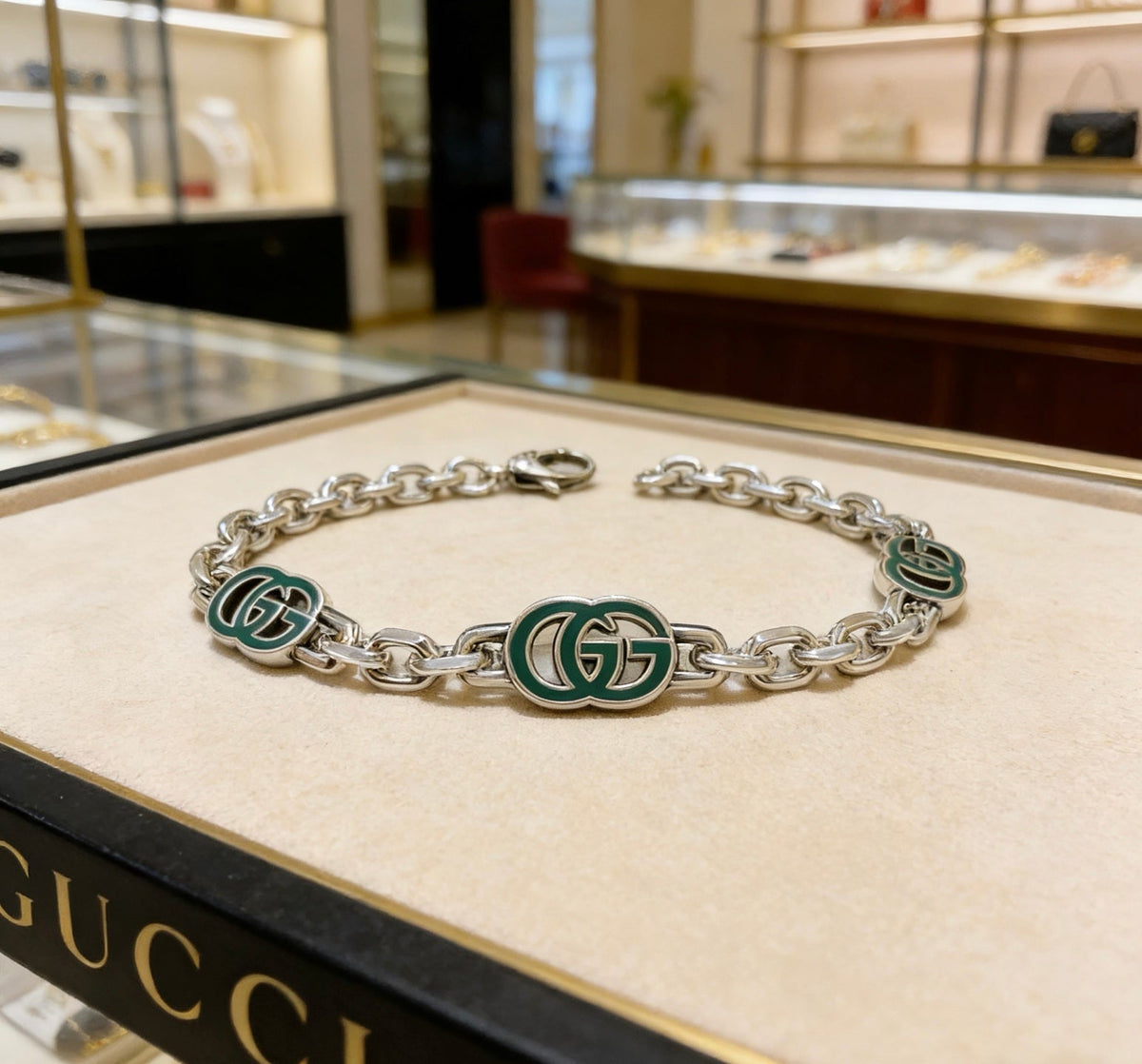 Gucci Unisex Bracelet – Style 33 - image 5