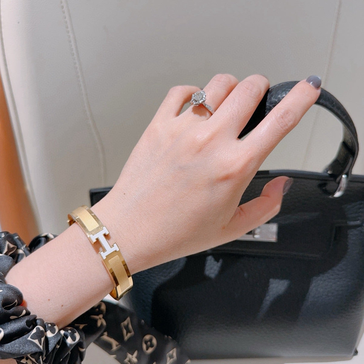 Hermès Gold-Plated Bracelet – Style 05 - image 5