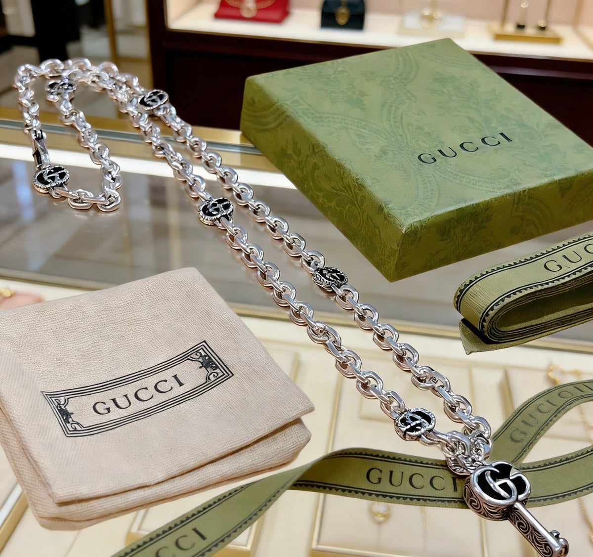 Gucci Anger Forest Chain Distressed Necklace – Style 45 - image 6