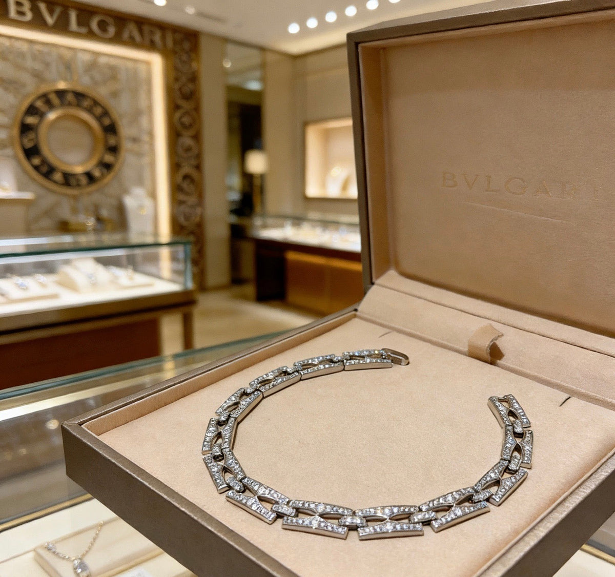 BVLGARI Divas' Dream V-Gold Tone Bracelet – Style 02 - image 9