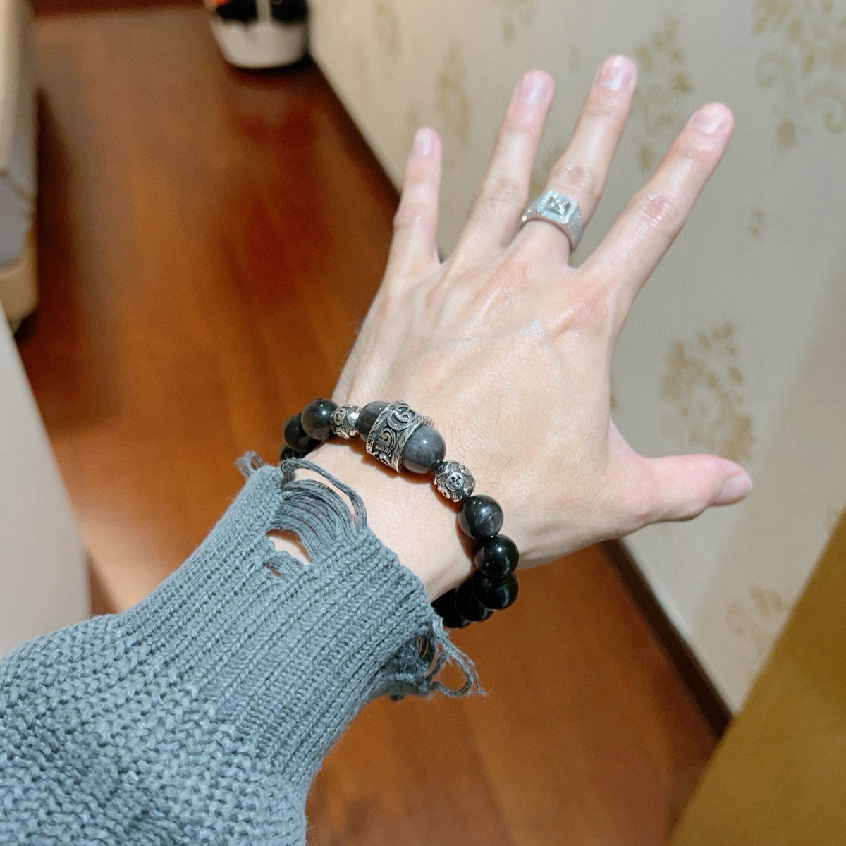 Gucci Distressed Vintage-Inspired Bracelet – Style 03 - image 3