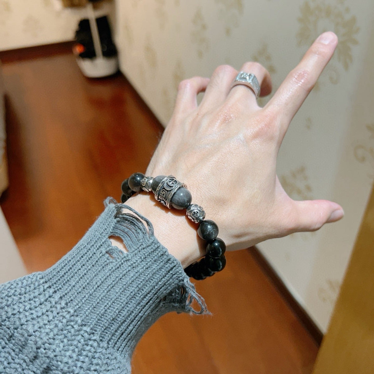 Gucci Distressed Vintage-Inspired Bracelet – Style 03 - image 7