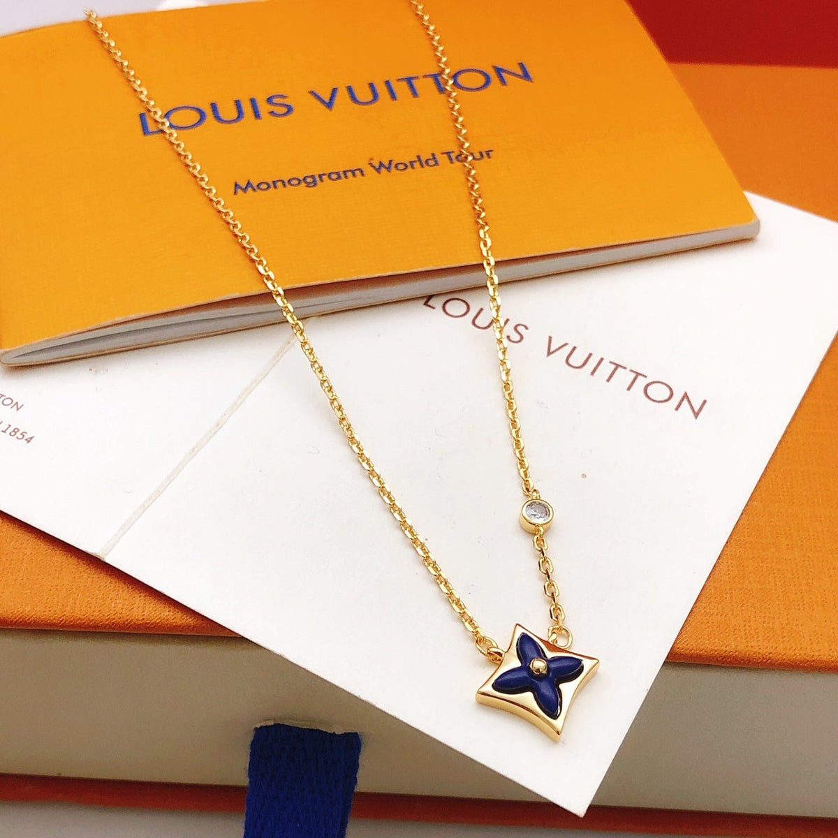 Louis Vuitton Blue Necklace – Style 04 - image 2