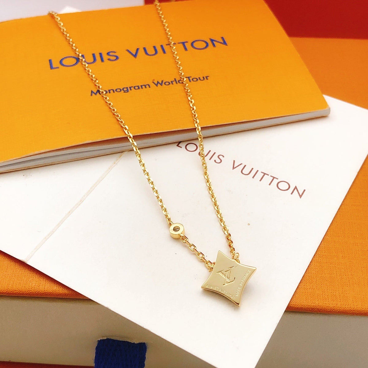 Louis Vuitton Blue Necklace – Style 04 - image 3
