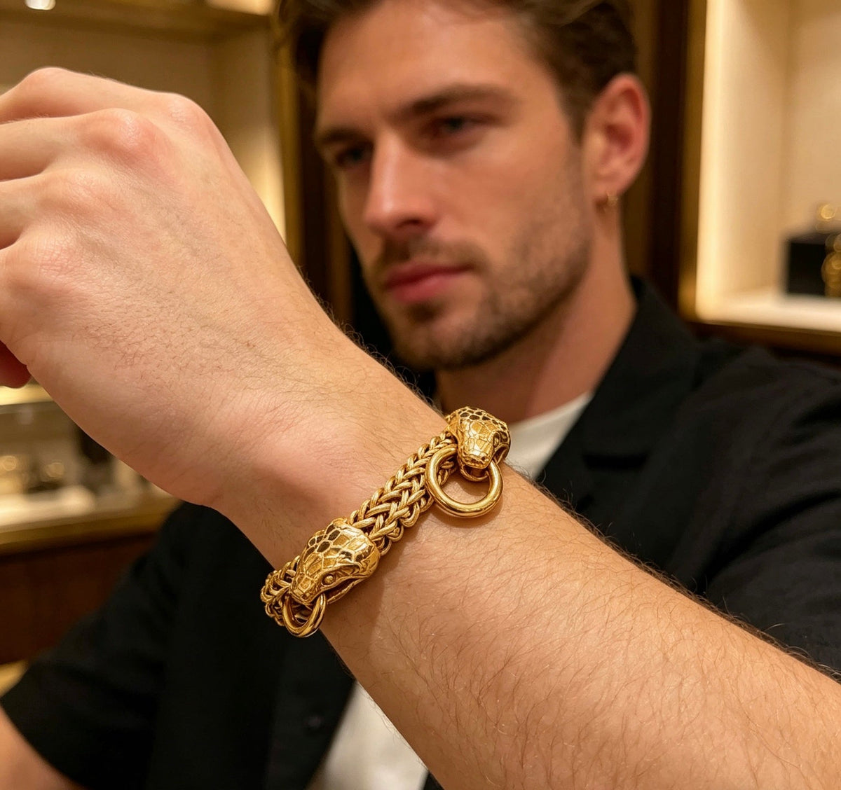 Gucci Snake Head Unisex Bracelet - image 5