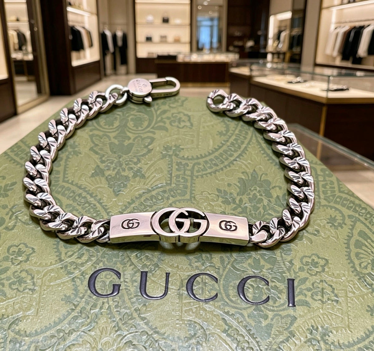 Gucci Unisex Bracelet – Style 44 - image 5