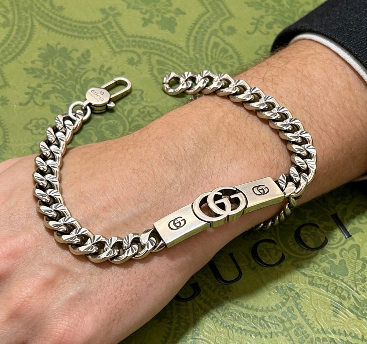 Gucci Unisex Bracelet – Style 44 - image 8
