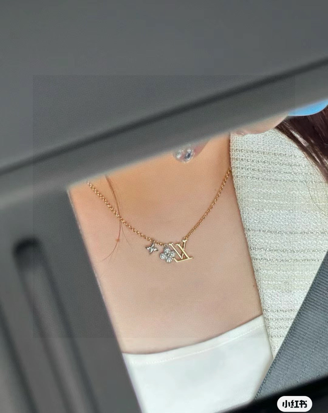 Louis Vuitton Twig Letter Necklace – Style 10 - image 6