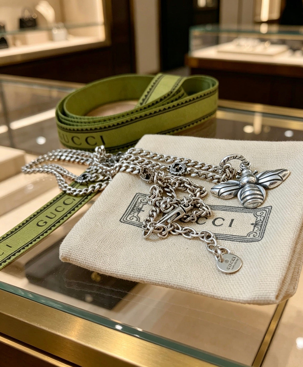 Gucci Anger Forest Bee Chain Distressed Necklace – Style 02 - image 4