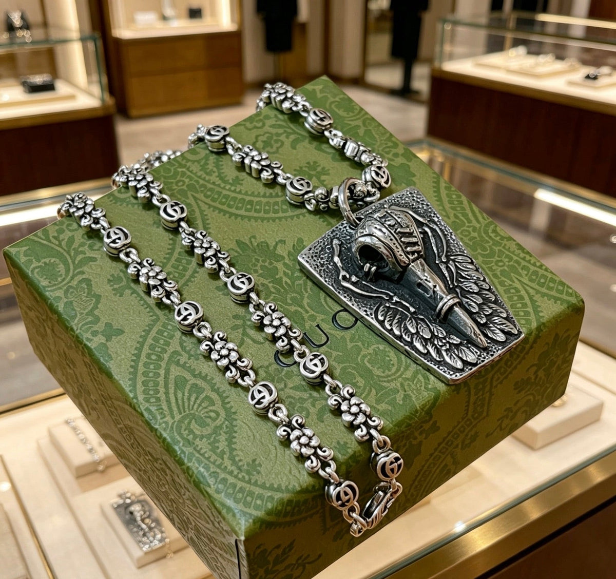 Gucci Anger Forest Chain Distressed Vintage-Inspired Necklace – Style 30 - image 2