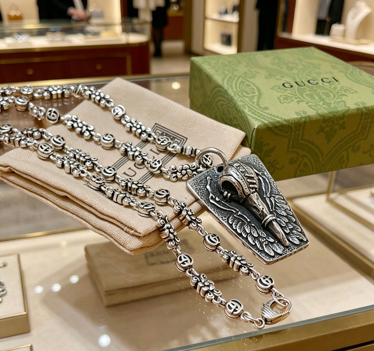 Gucci Anger Forest Chain Distressed Vintage-Inspired Necklace – Style 30 - image 5