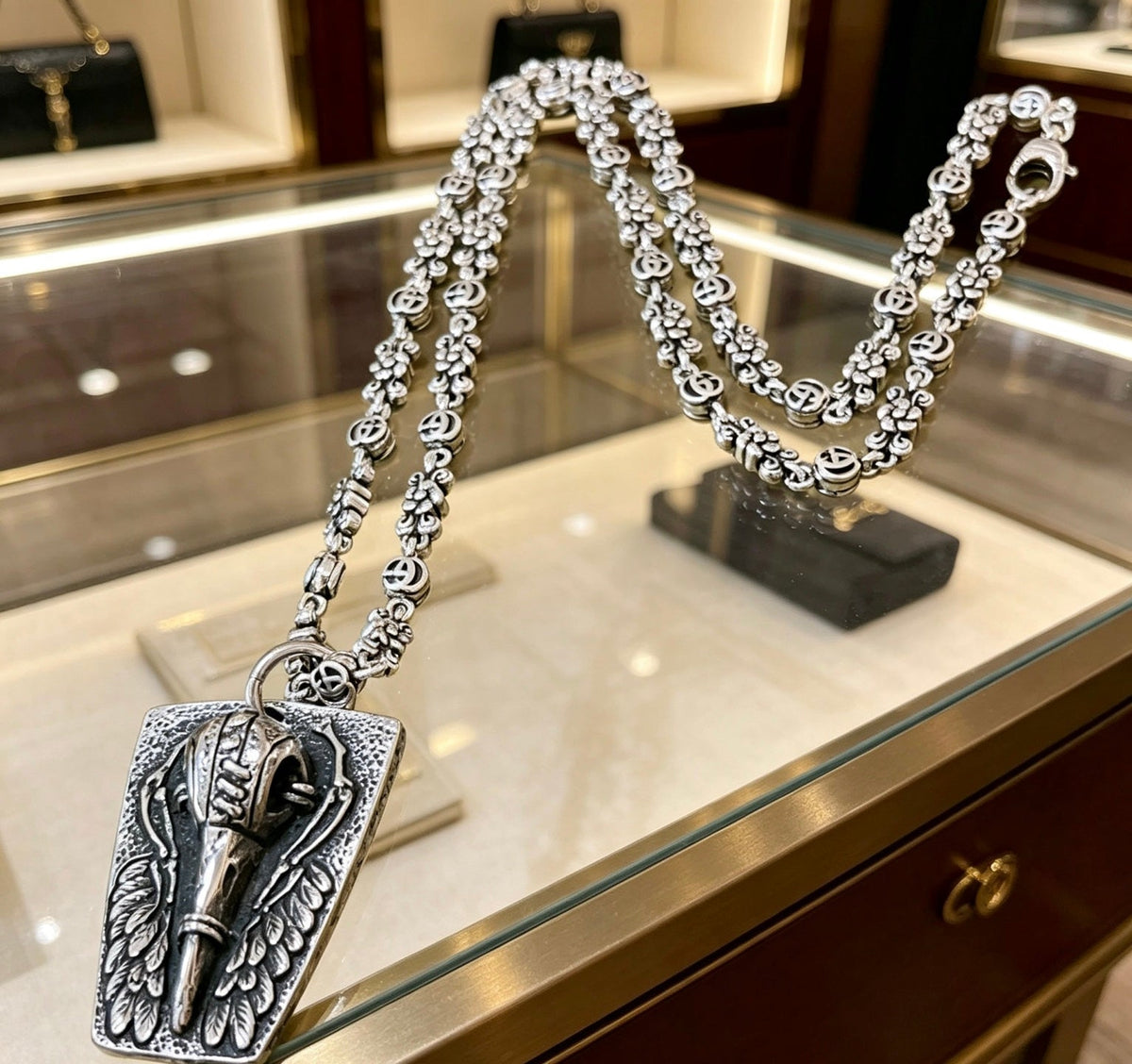Gucci Anger Forest Chain Distressed Vintage-Inspired Necklace – Style 30 - image 8
