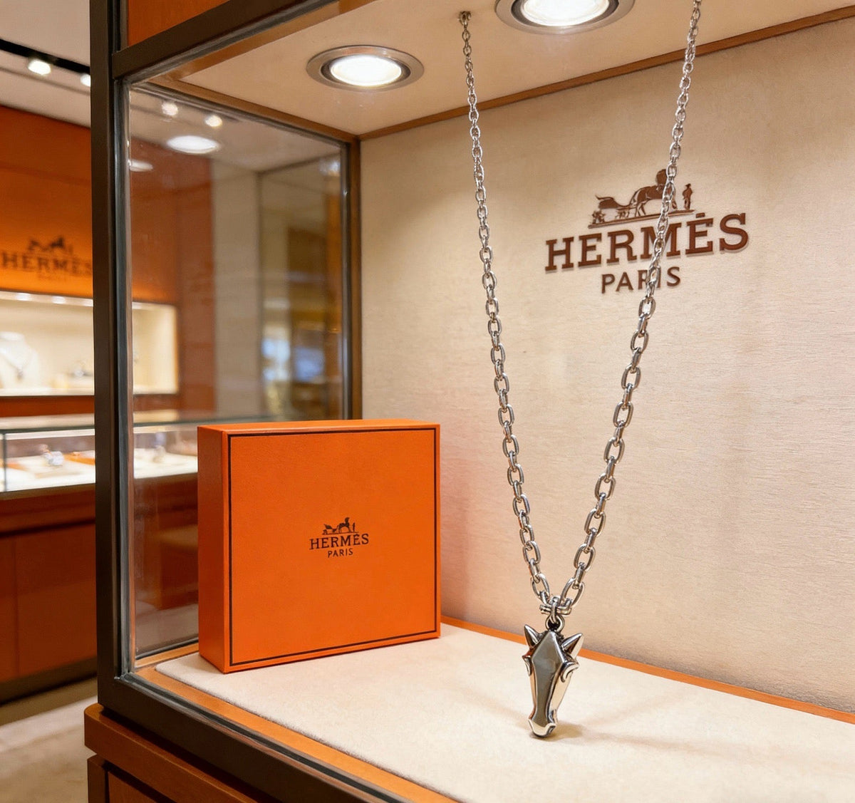 Hermès Horse Head Necklace – Style 03 - image 2