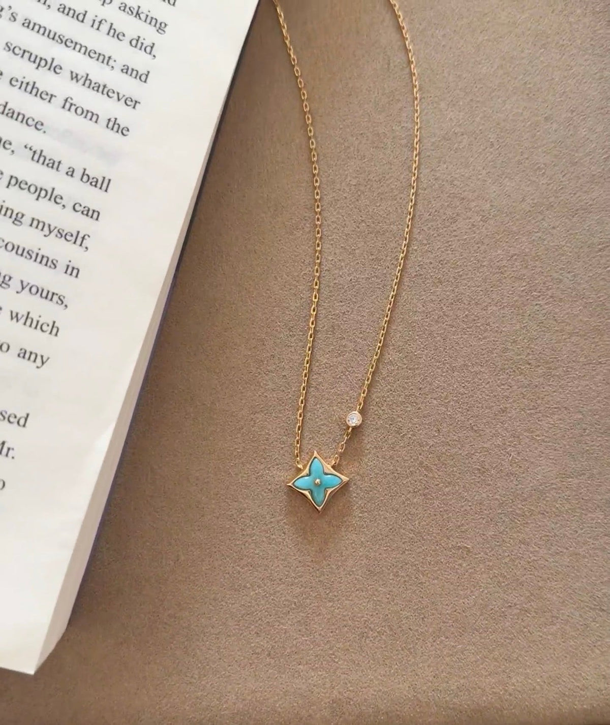 Louis Vuitton Necklace – Style 36 - image 5