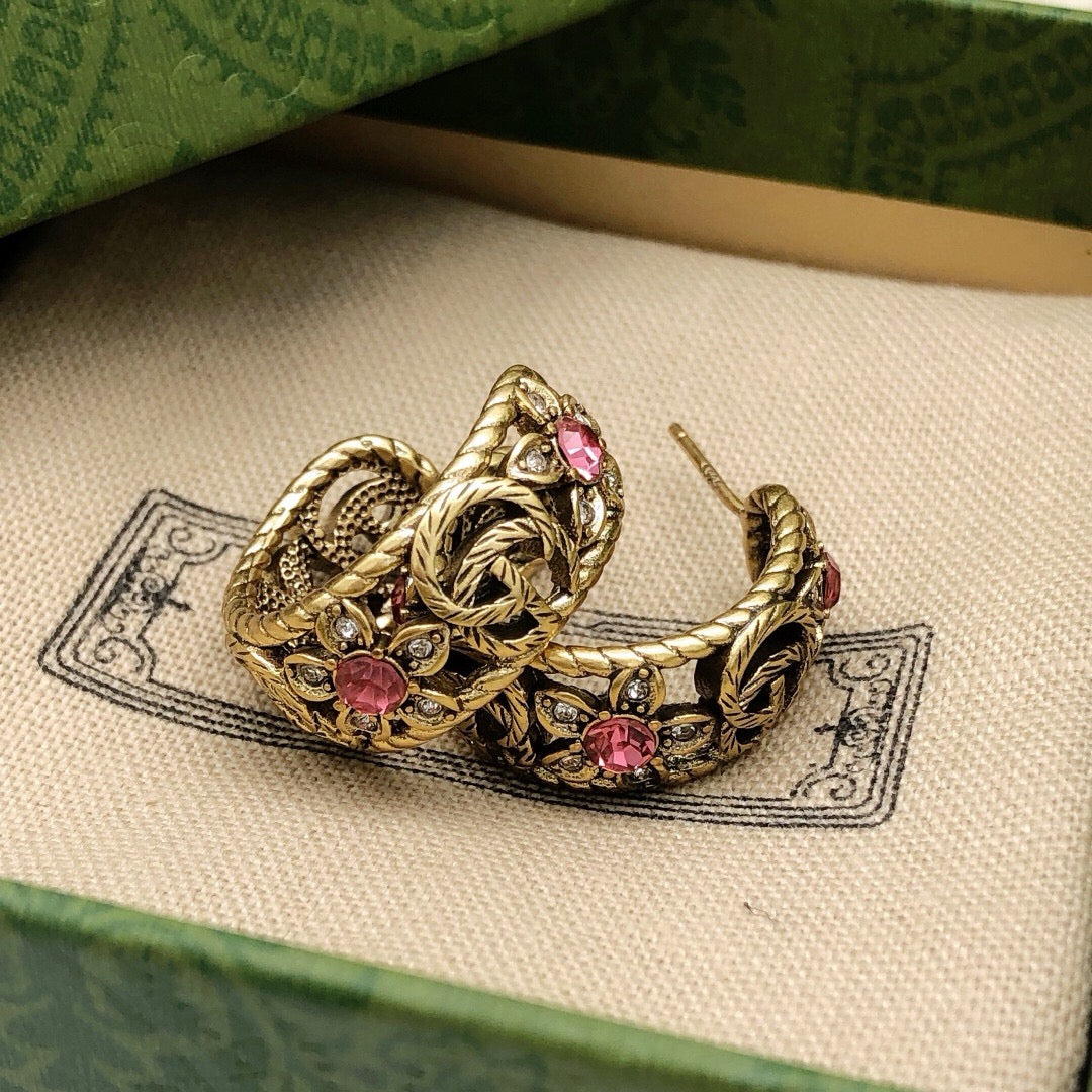 Gucci Crystal Vintage-Inspired Pink Stud Earrings - image 4