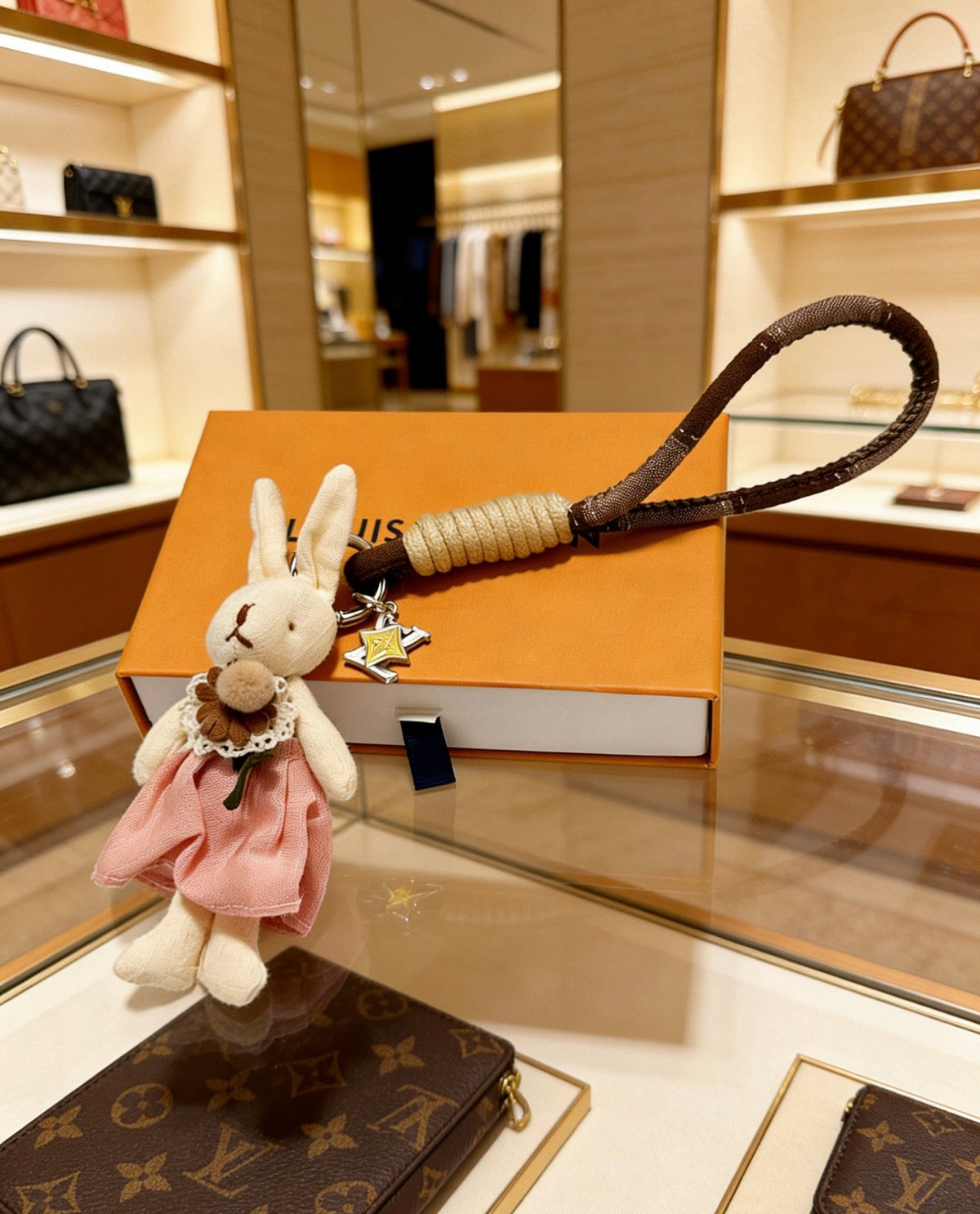 Louis Vuitton Anger Forest Bag Charm / Keychain – Style 53 - image 6