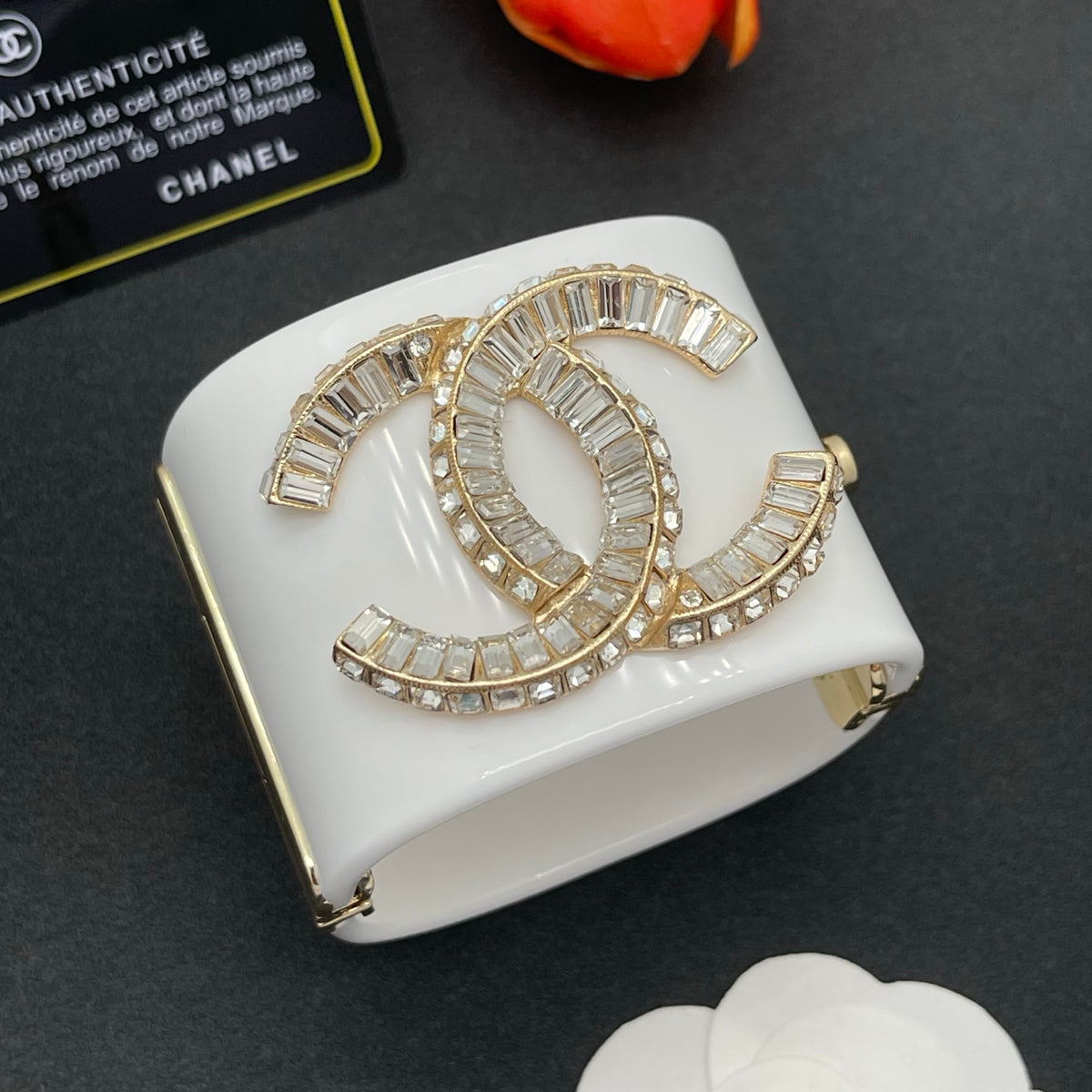 Chanel style acrylic resin bracelets - product photo 2