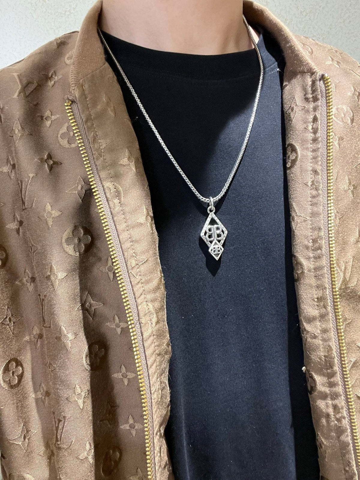 Balenciaga Vintage-Inspired Necklace – Style 59 - image 7