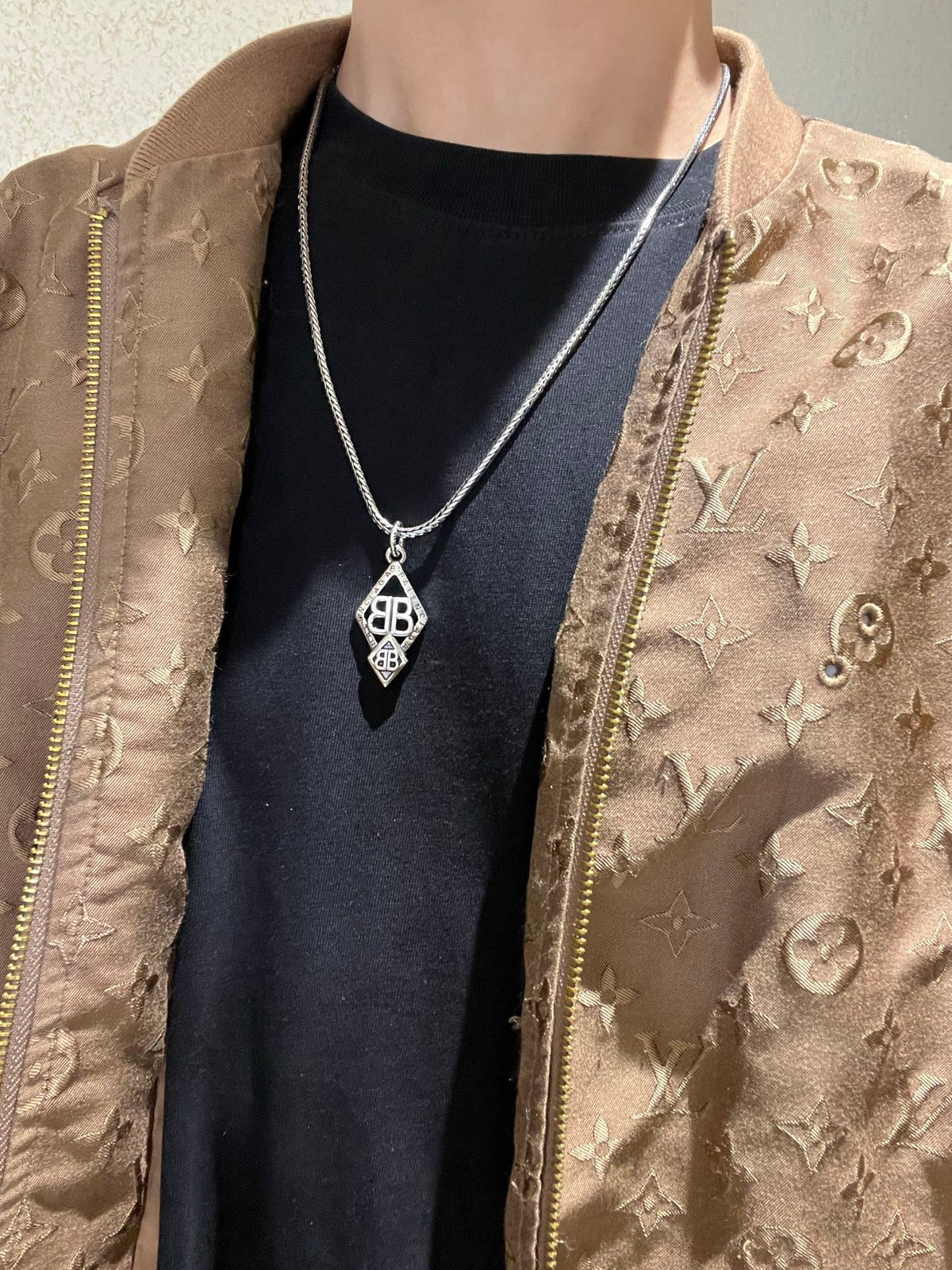 Balenciaga Vintage-Inspired Necklace – Style 59 - image 4