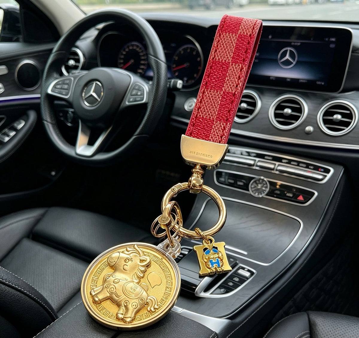 Hermès Unisex Keychain – Style 50 - image 3