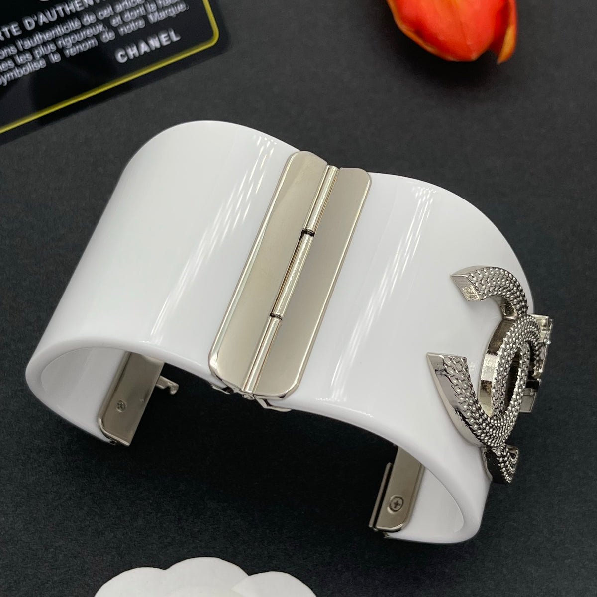 Chanel style acrylic resin bracelets - product photo 5