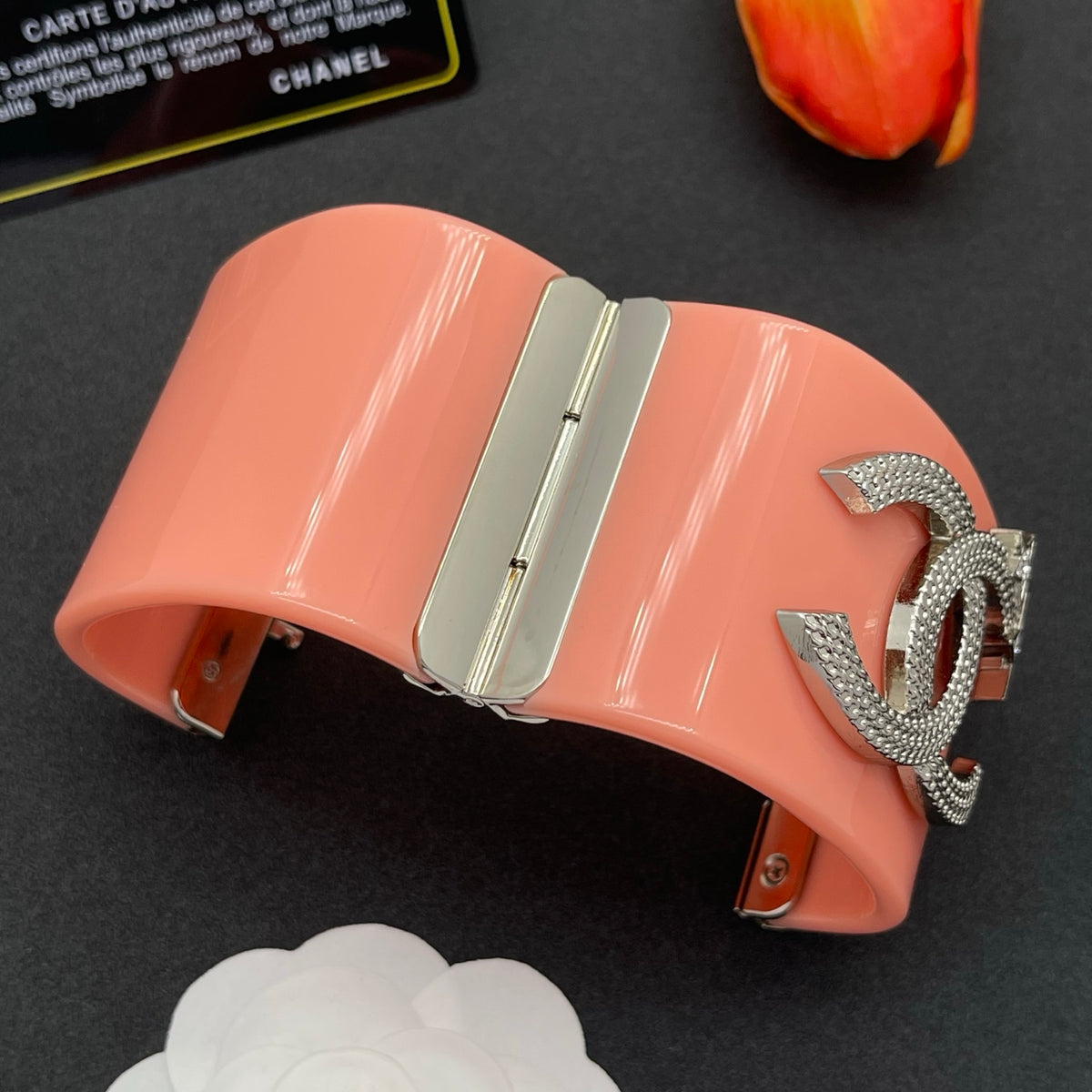Chanel style acrylic resin bracelets - product photo 5