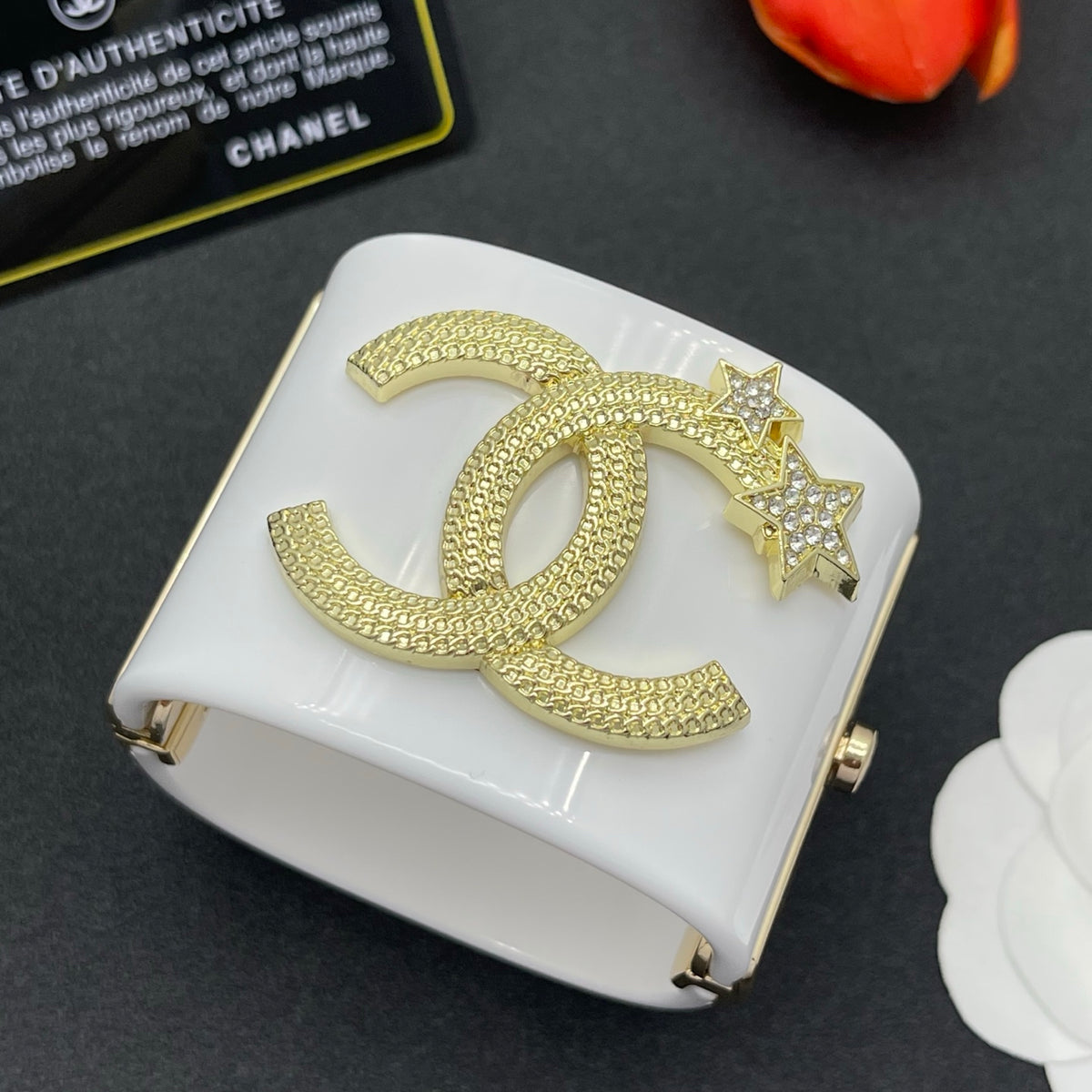 Chanel style acrylic resin bracelets - product photo 2