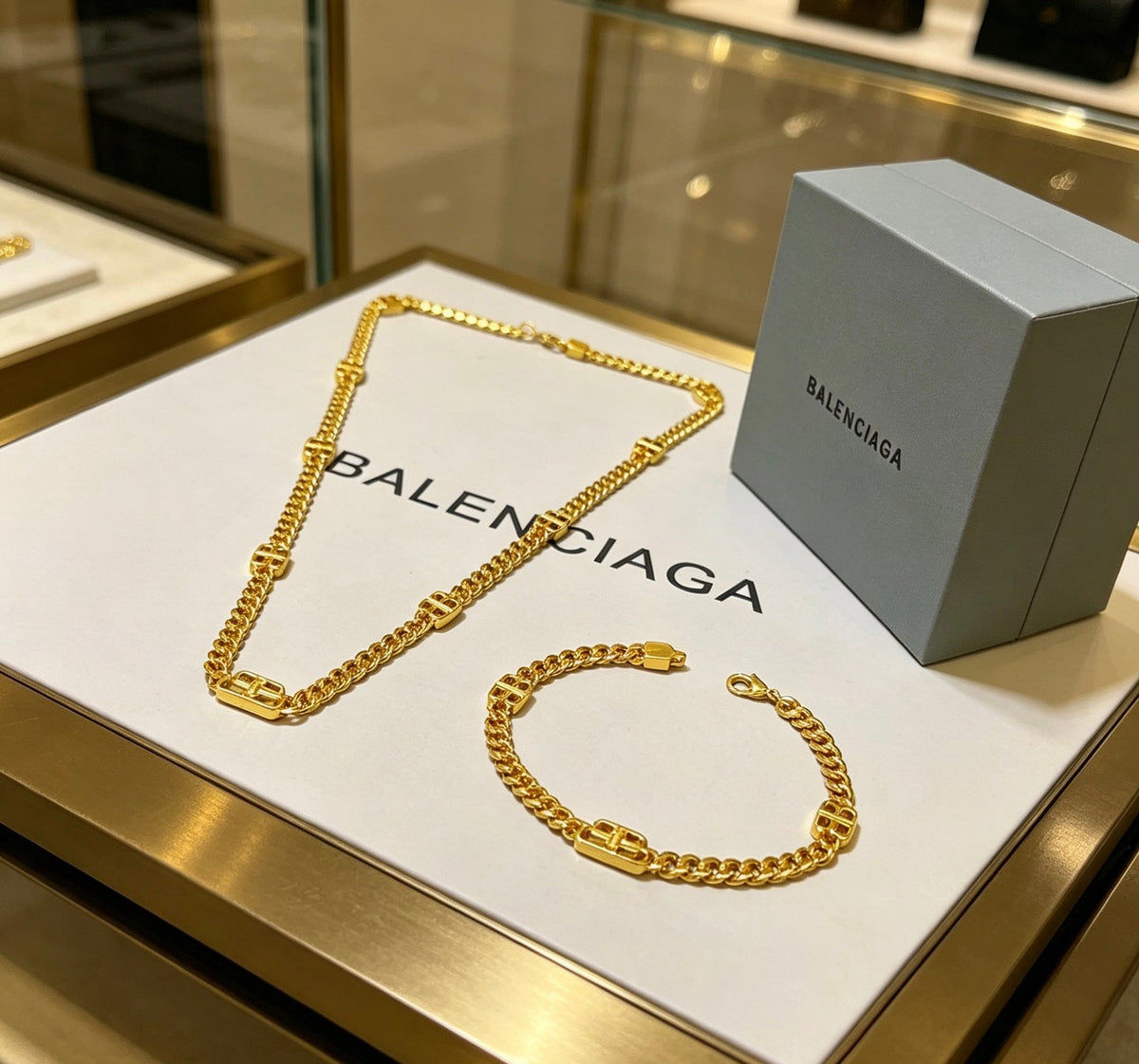 Balenciaga Spanish-Inspired Necklace & Bracelet Set – Style 05 - image 8