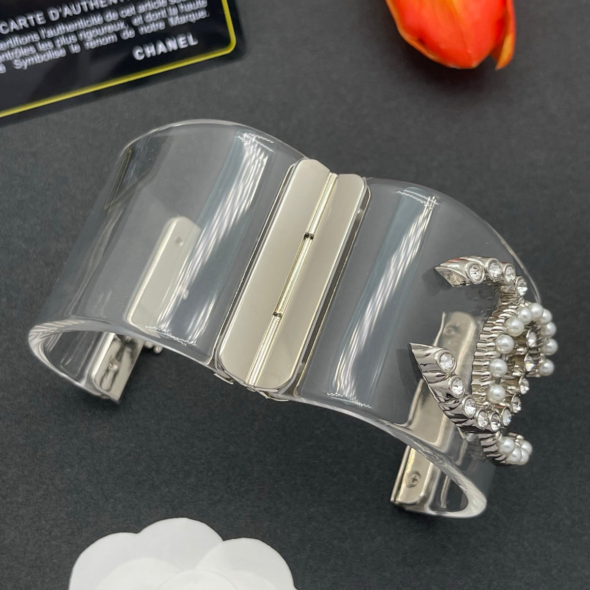 Chanel style acrylic resin bracelets - product photo 5
