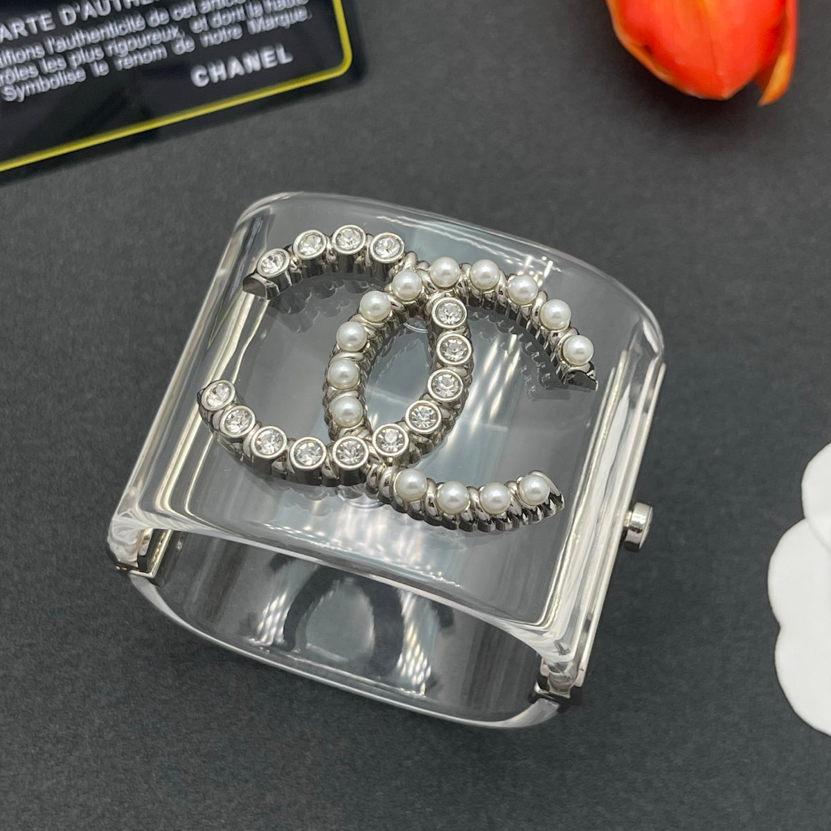 Chanel style acrylic resin bracelets - product photo 3