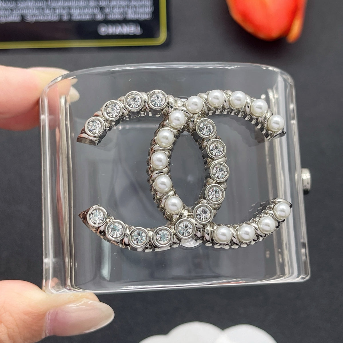 Chanel style acrylic resin bracelets - product photo 1