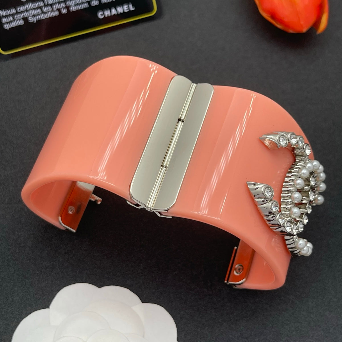 Chanel style acrylic resin bracelets - product photo 5