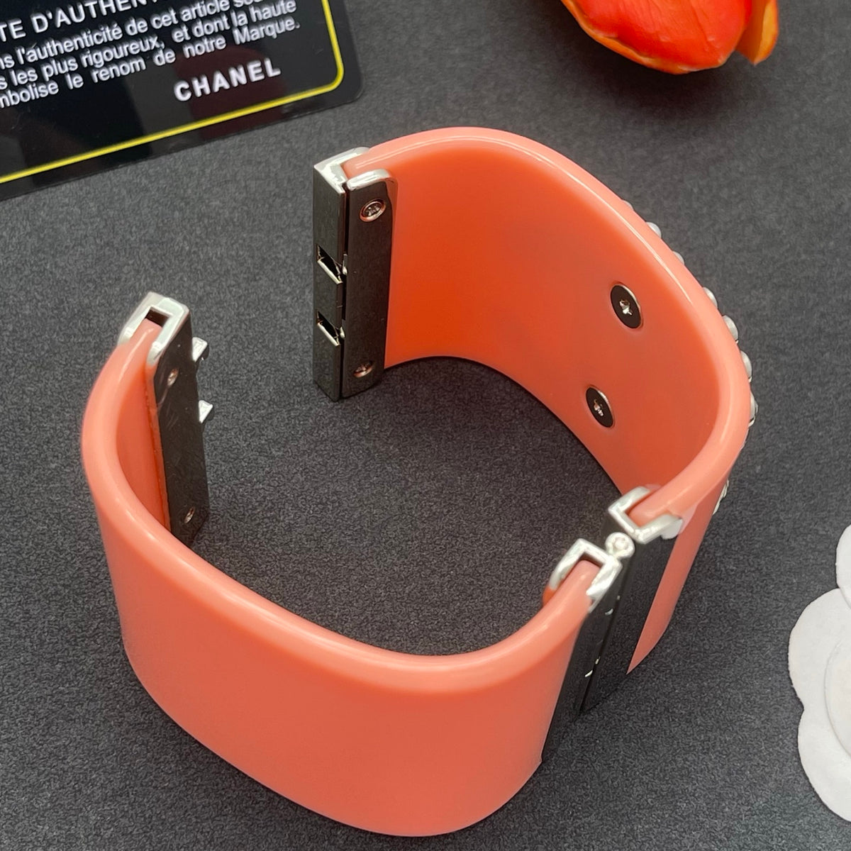 Chanel style acrylic resin bracelets - product photo 6