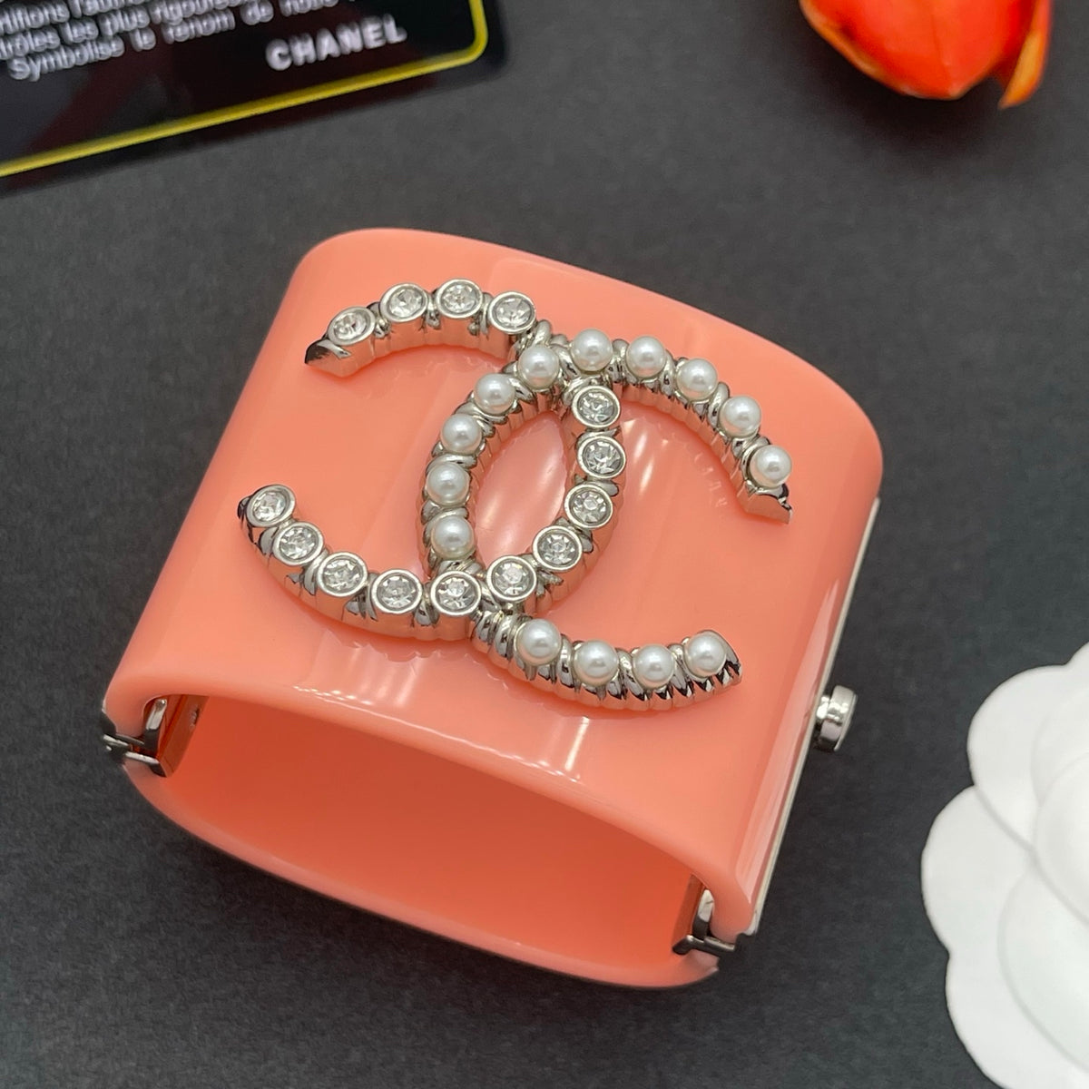 Chanel style acrylic resin bracelets - product photo 3