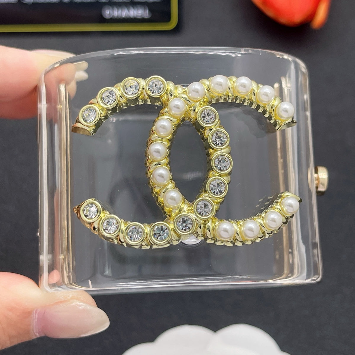 Chanel style acrylic resin bracelets - product photo 1
