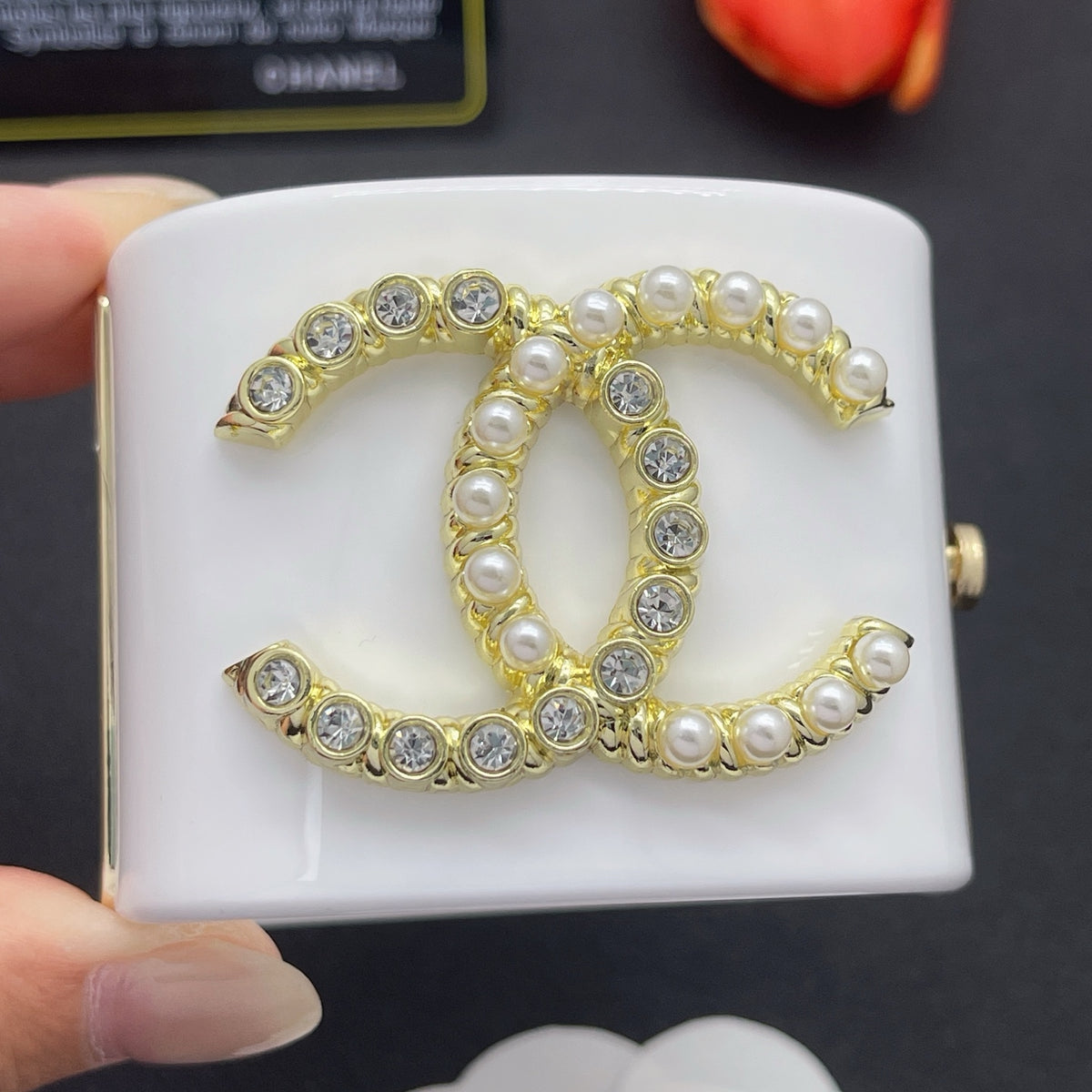 Chanel style acrylic resin bracelets - product photo 1