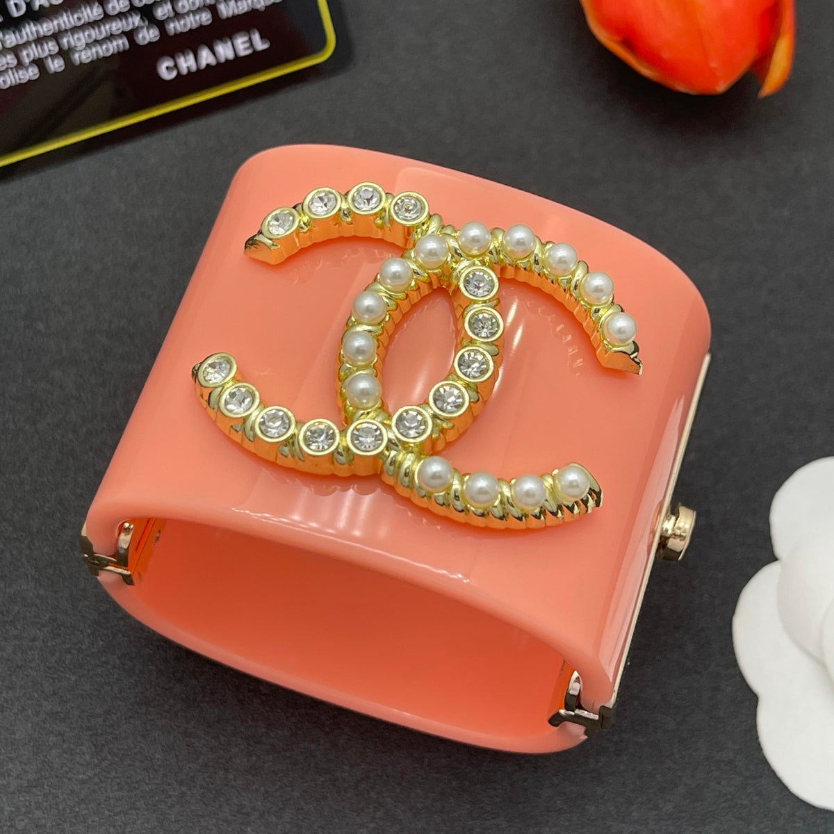Chanel style acrylic resin bracelets - product photo 3