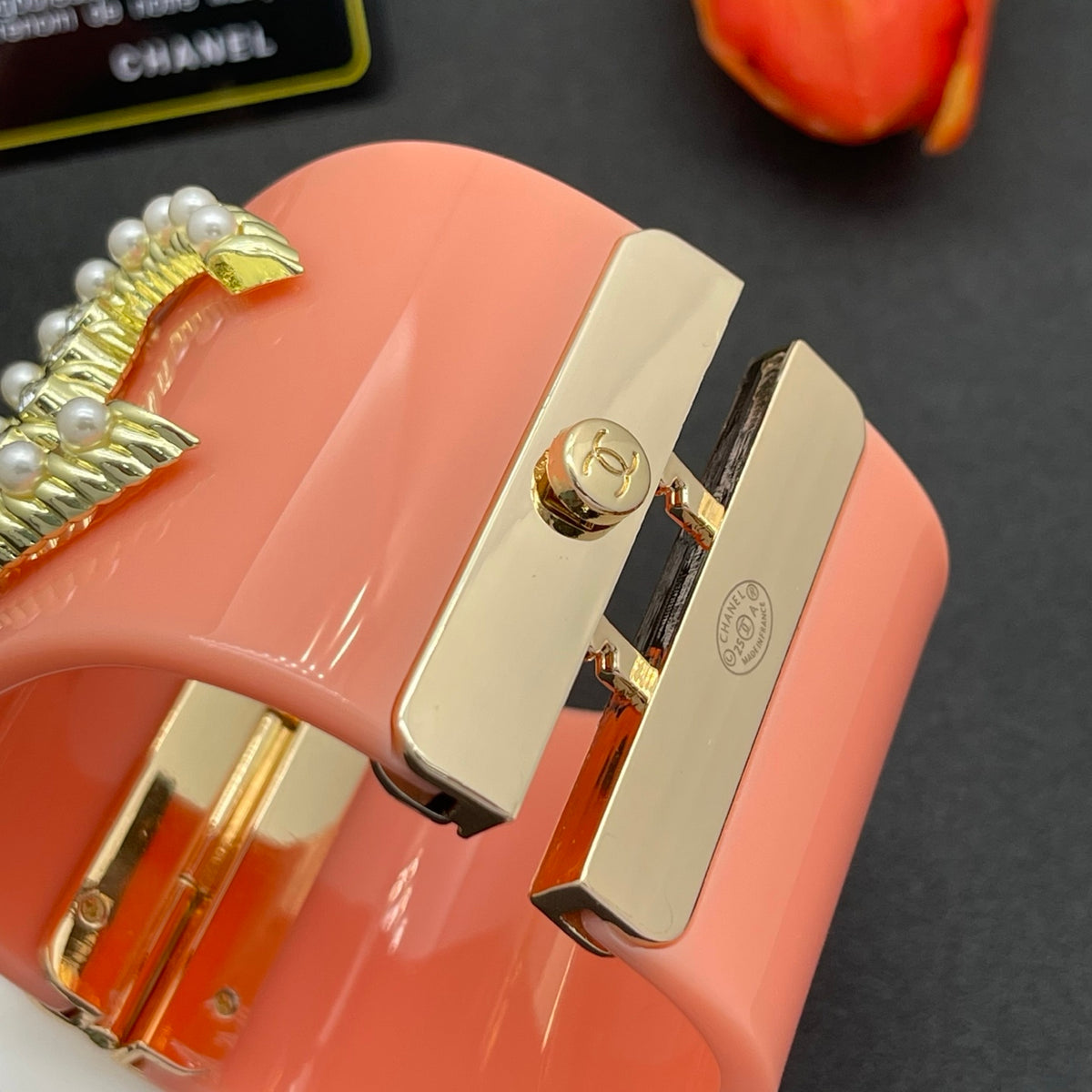 Chanel style acrylic resin bracelets - product photo 7