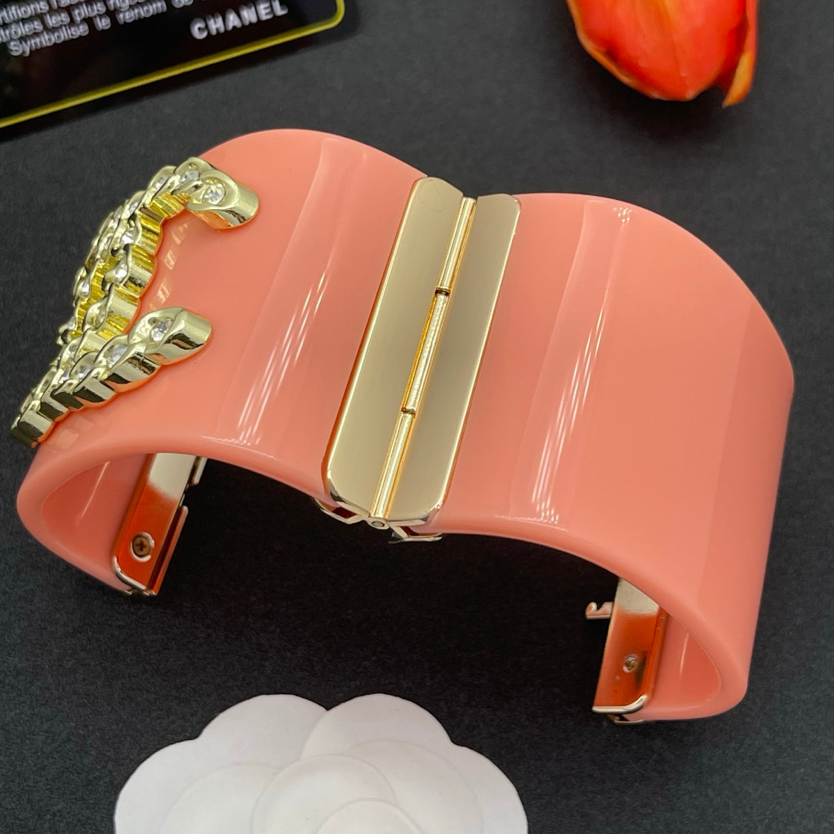 Chanel style acrylic resin bracelets - product photo 5