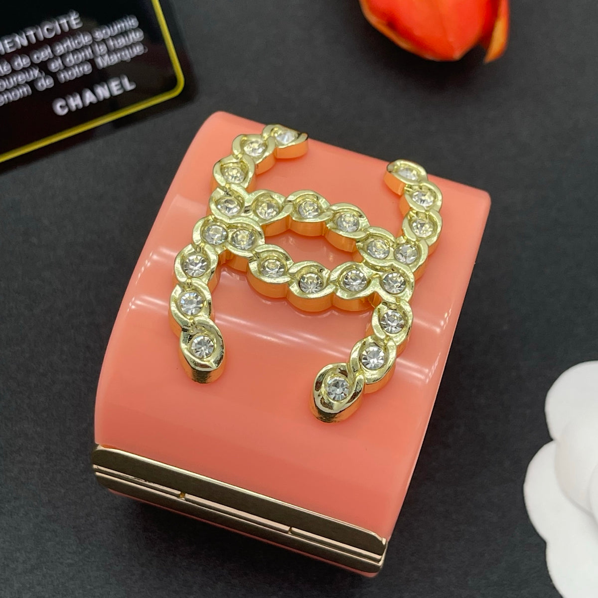 Chanel style acrylic resin bracelets - product photo 4