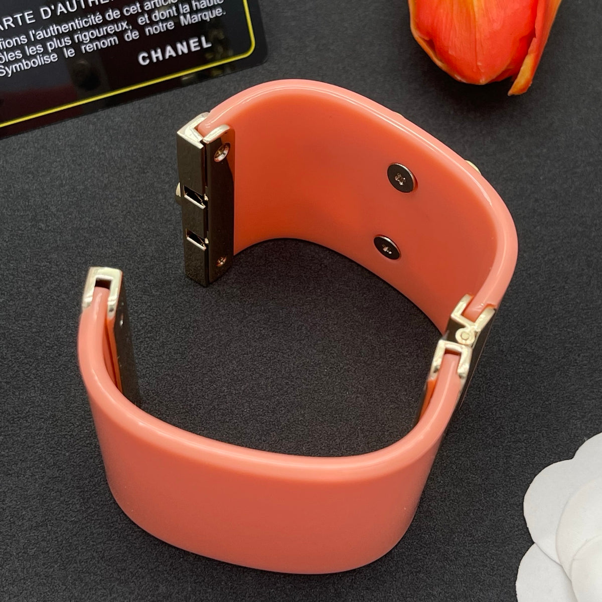 Chanel style acrylic resin bracelets - product photo 6