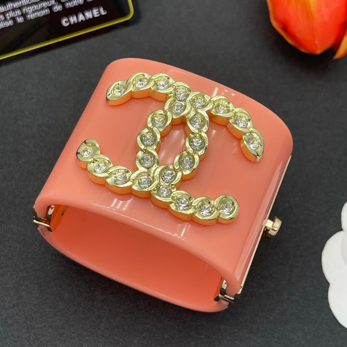 Chanel style acrylic resin bracelets - product photo 3